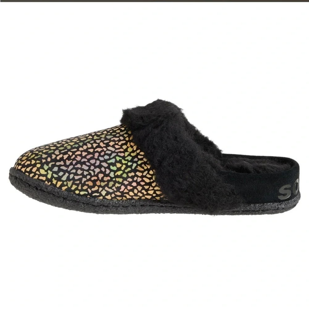 Sorel Boys Girls 4C Nakiska Slide II Slippers - Suede Black Pattern NWT